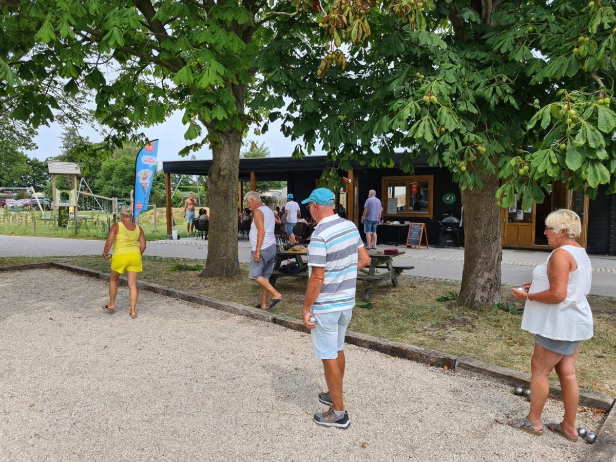 Chalet 579 Op Recreatiepark De Wielen Sint Maarten Exteriér fotografie
